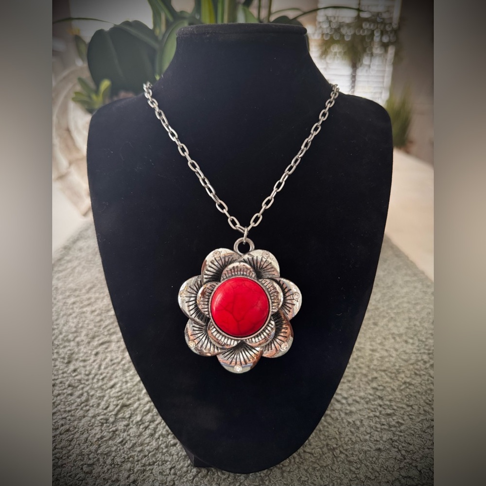 Vintage-inspired western red Concho flower necklace with red crystal accents